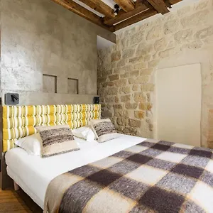 Authentic - 1br-4p - Le Marais Paris